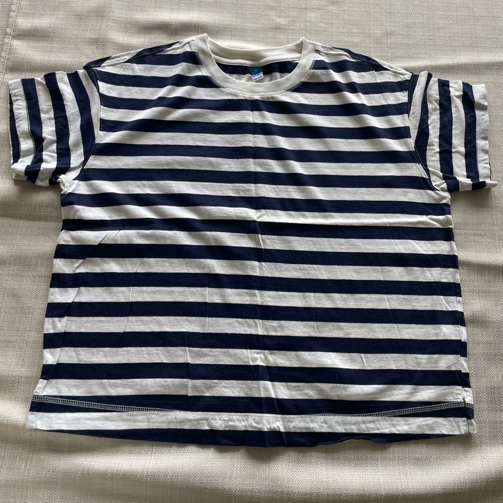 Women's Old Navy "Everywhere" Cotton T-Shirt - Sz. L